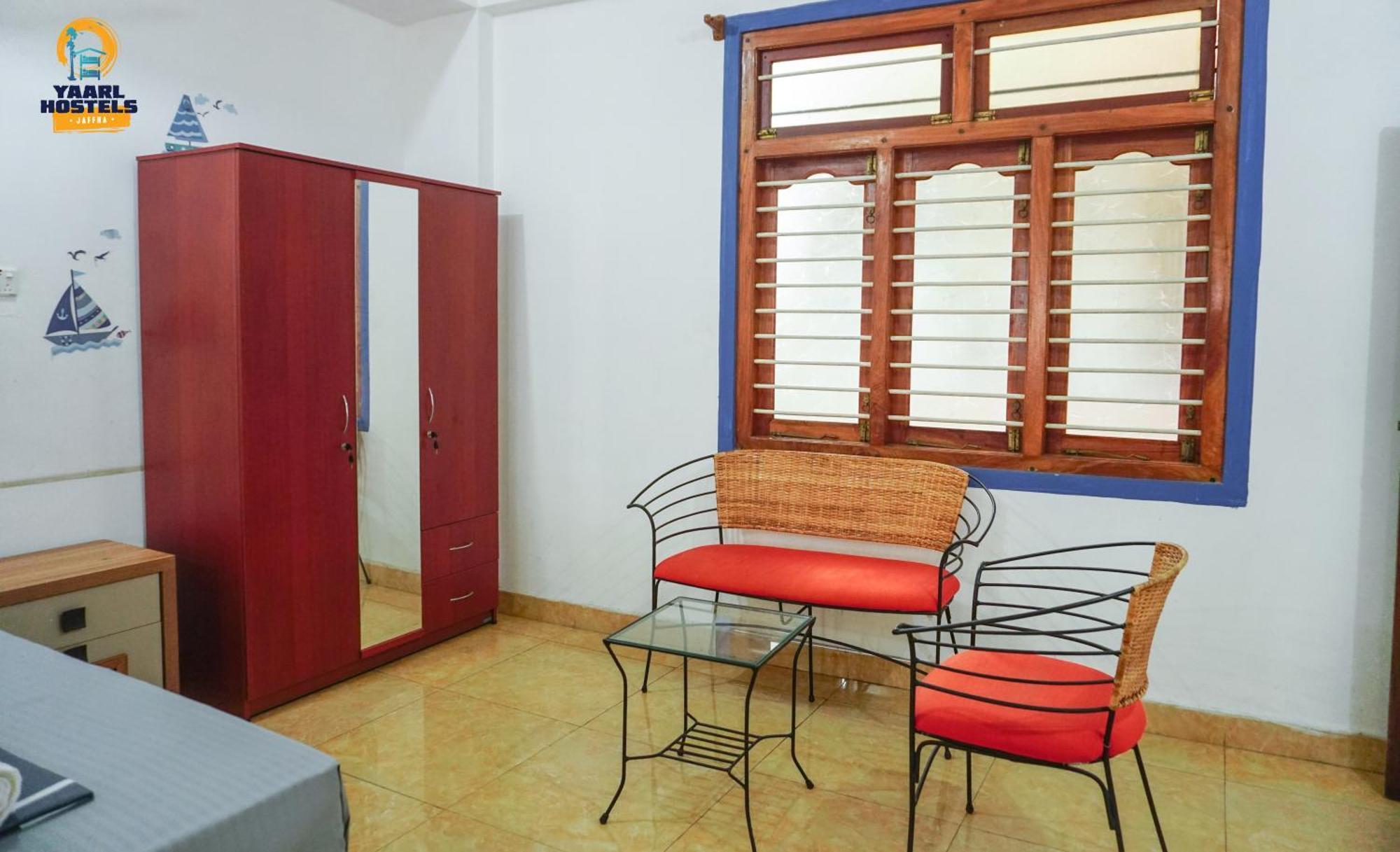 ג'פנה Yaarl Hostels חדר תמונה